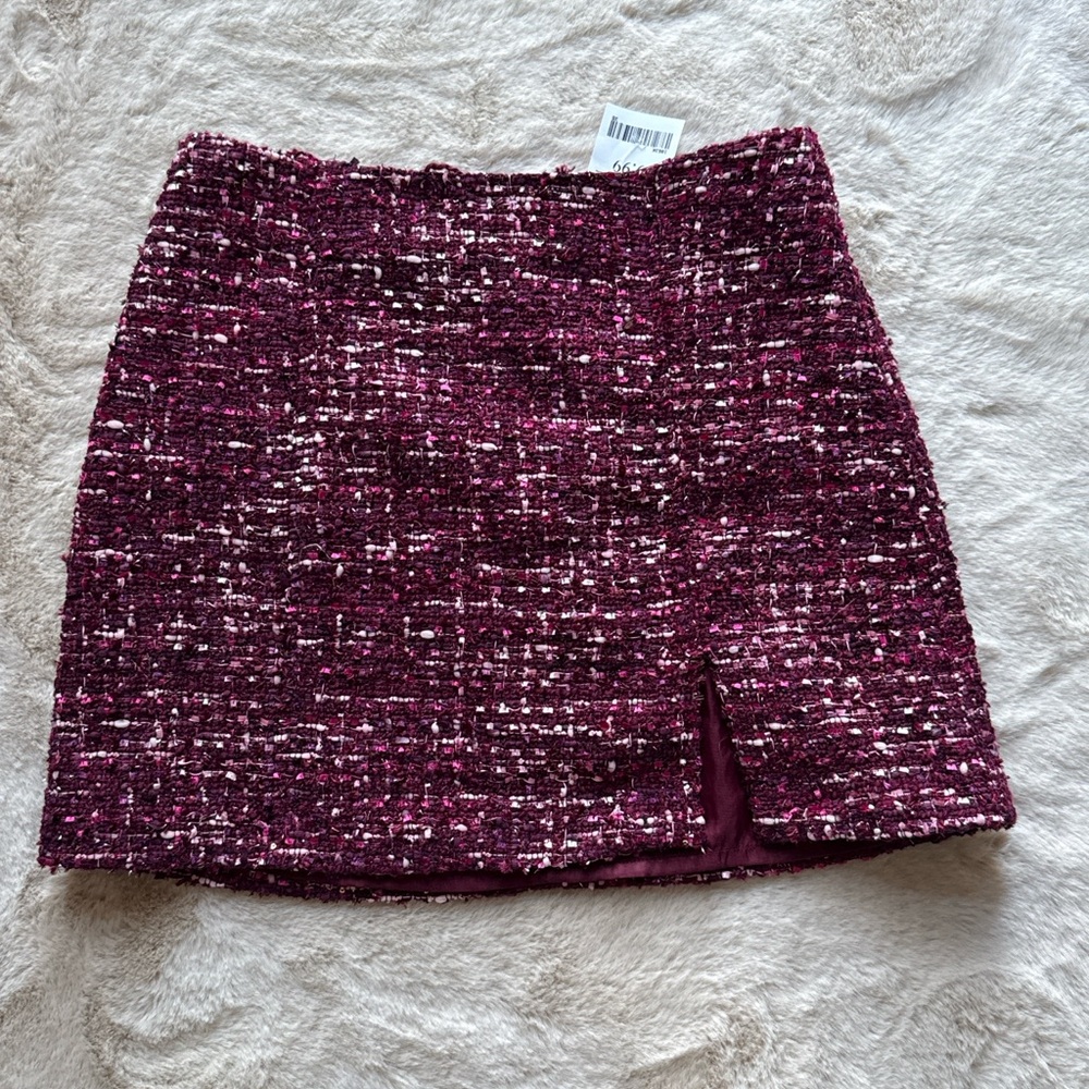 House of Harlow 1960 Tweed Mini Skirt in Burgundy and White
